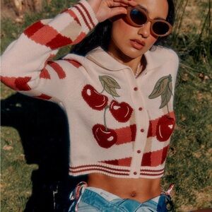 House of Sunny Cherry Tripper